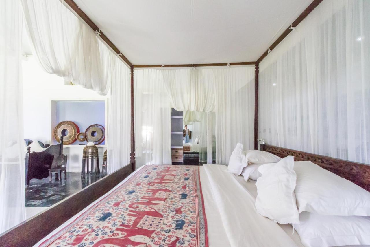 Morabito Art Resort Legian Buitenkant foto