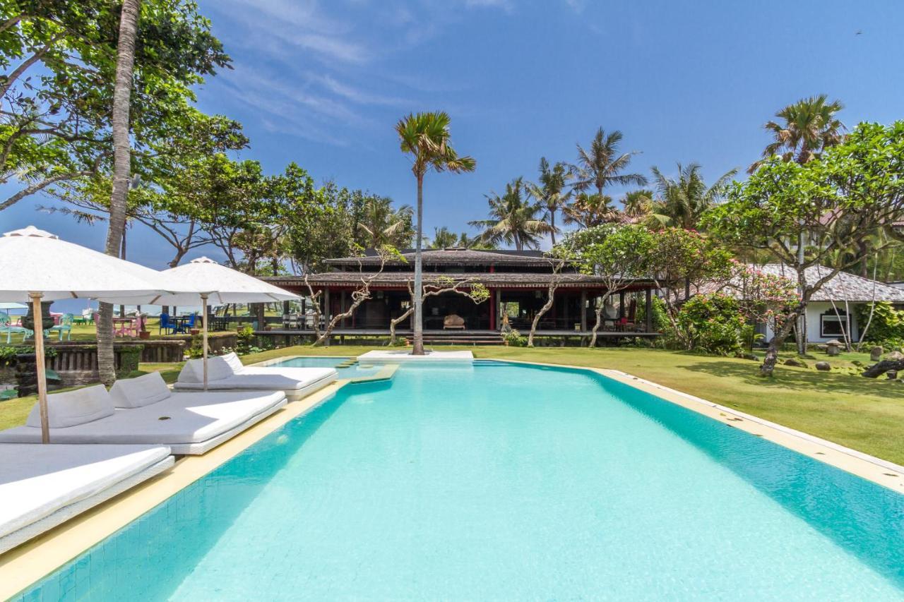 Morabito Art Resort Legian Buitenkant foto