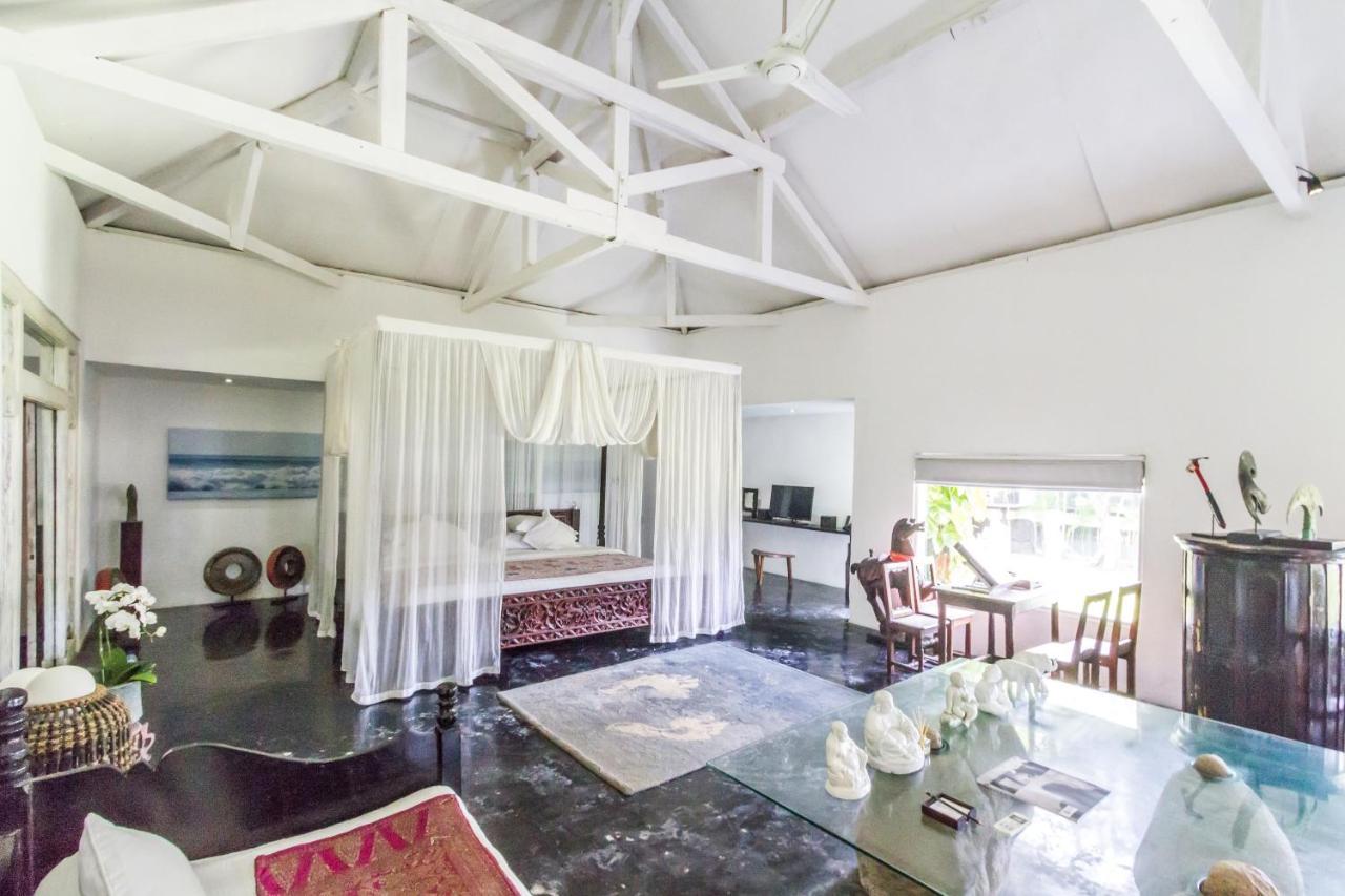 Morabito Art Resort Legian Buitenkant foto