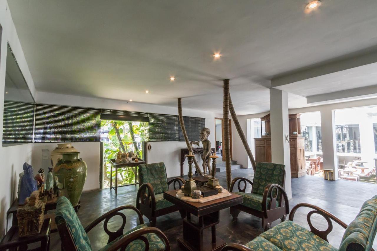 Morabito Art Resort Legian Buitenkant foto